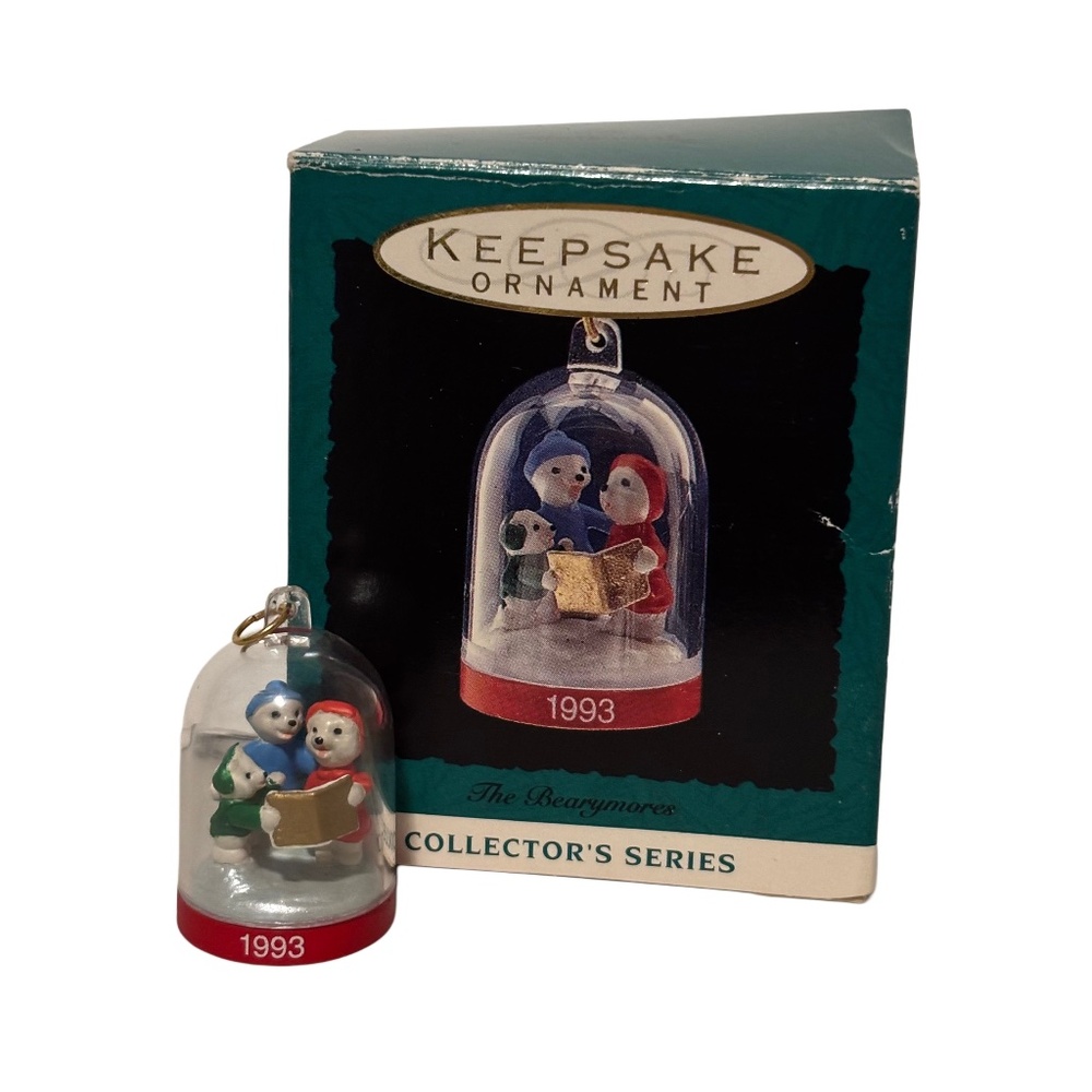 1993 Hallmark Keepsake Ornament Miniature The Bearymores Snowglobe